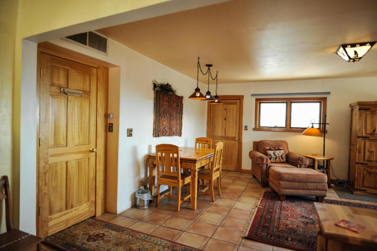 Heart And Wings Retreat Center Apartment Silver City Bagian luar foto