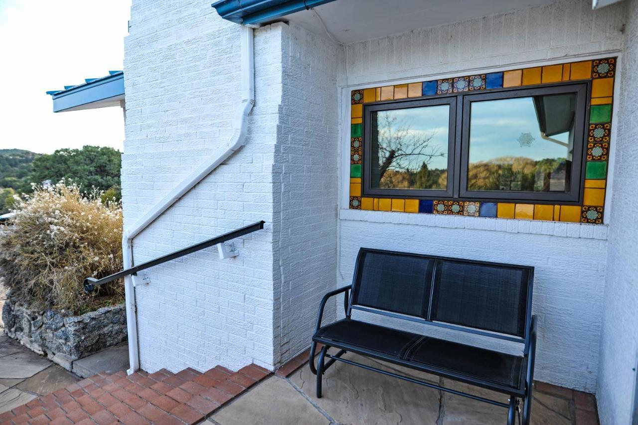 Heart And Wings Retreat Center Apartment Silver City Bagian luar foto